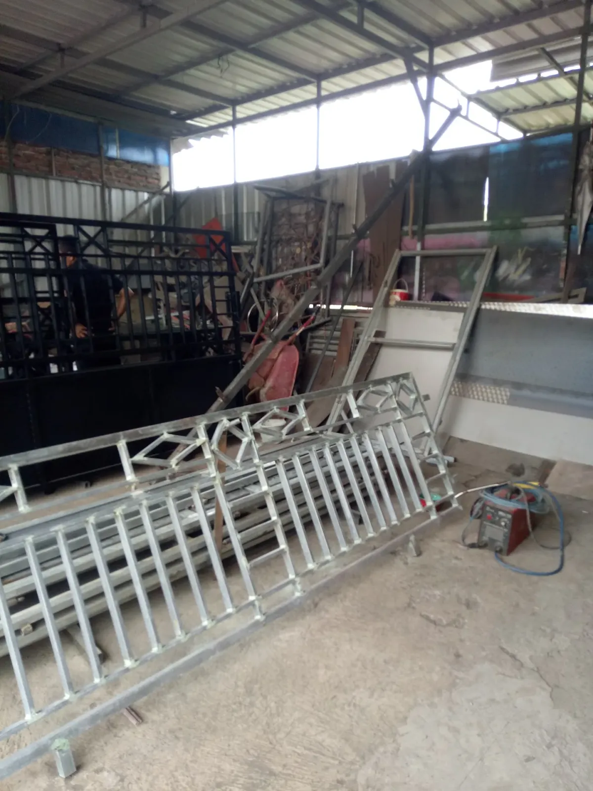 Ls Bengkel Las Level Steel