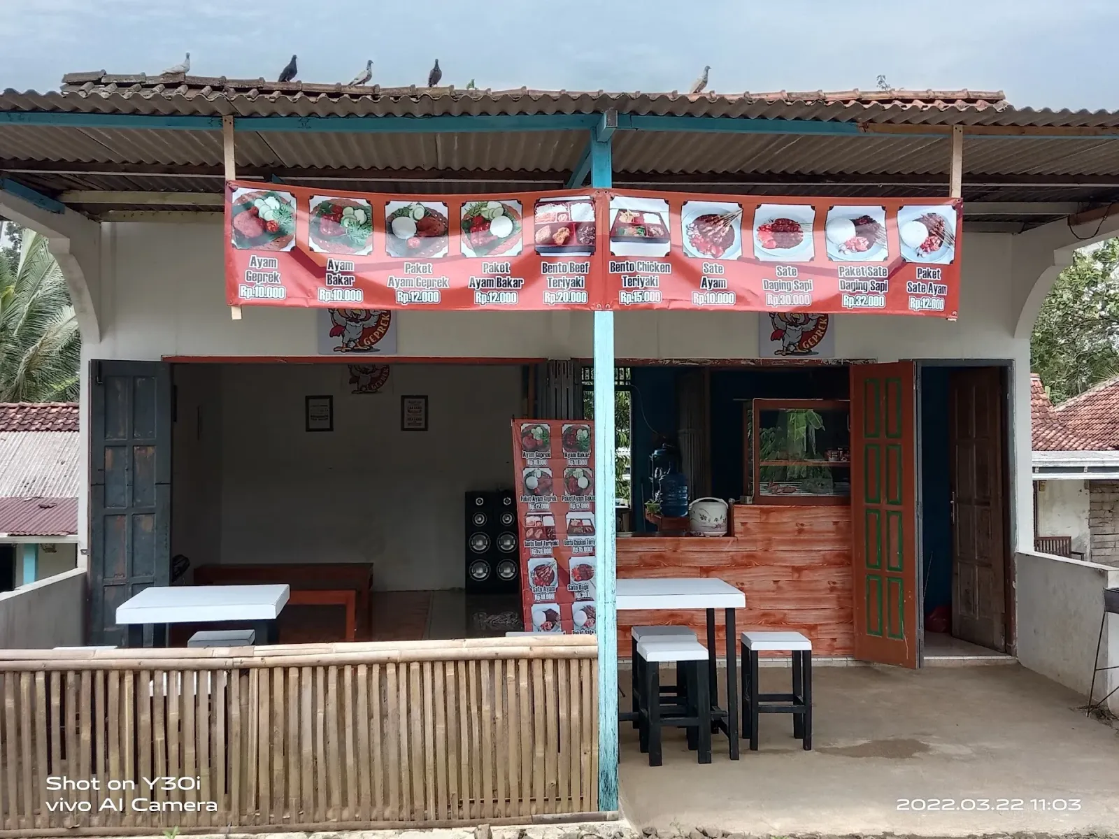 Maemak geprek karangsari