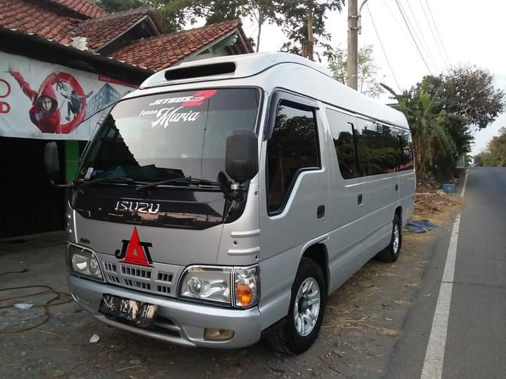 Mahardika jaya tour & travel