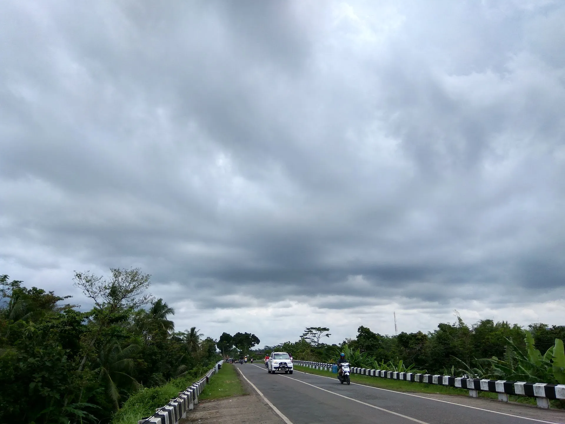 Mahkota Mebel