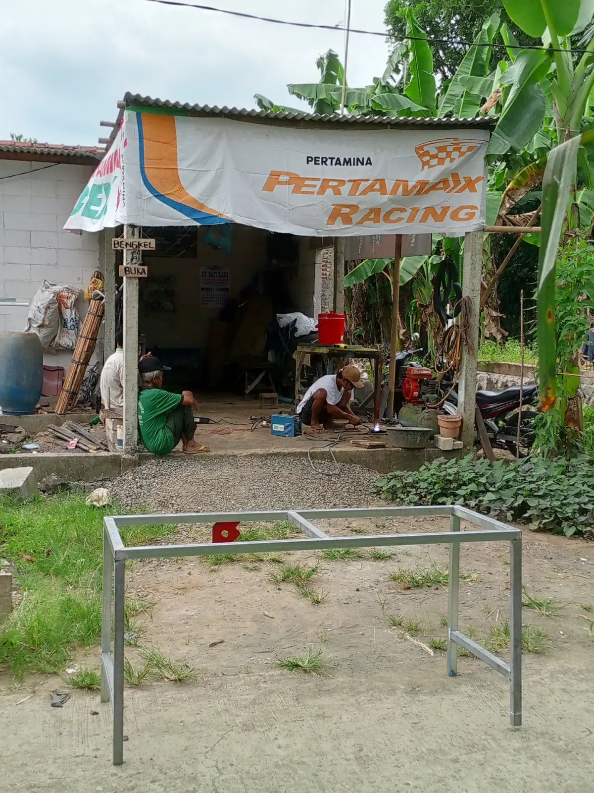 Mandra workshop & tambal ban motor