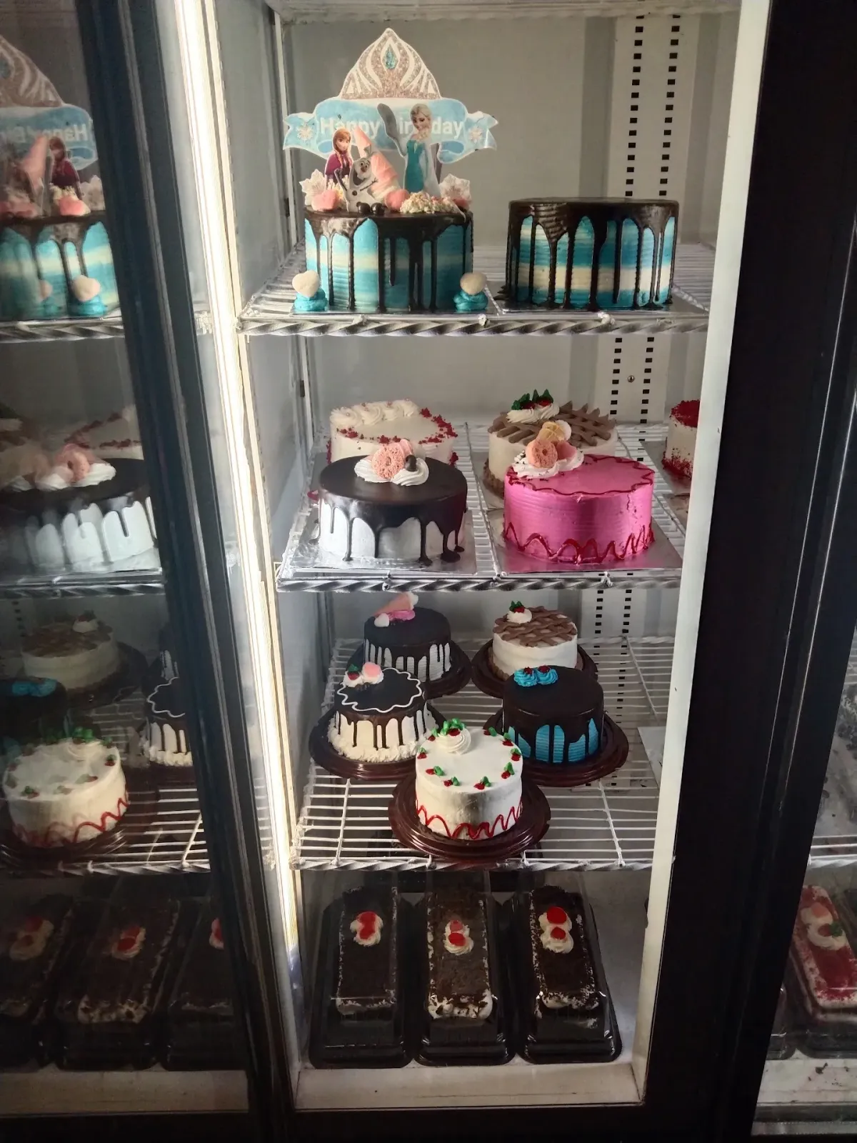 Marcello Cake & Catering