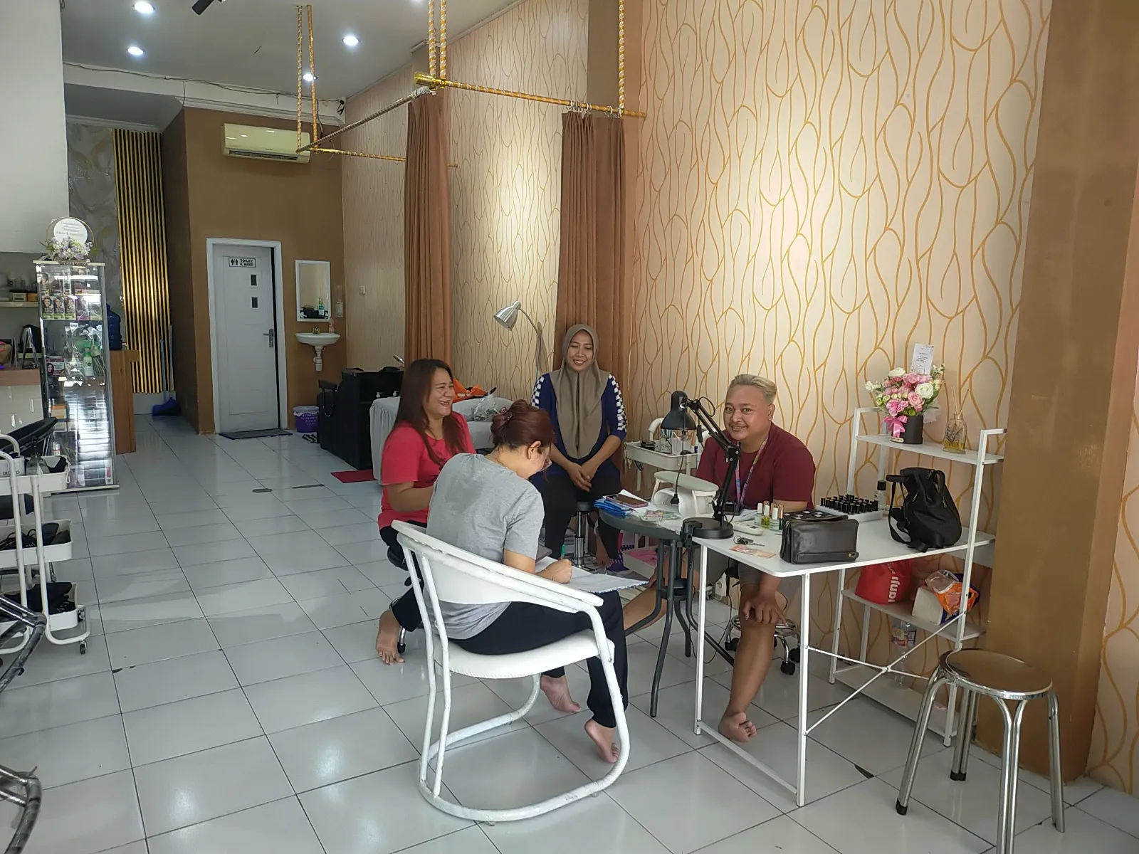 Mariezkha Salon & MakeUp