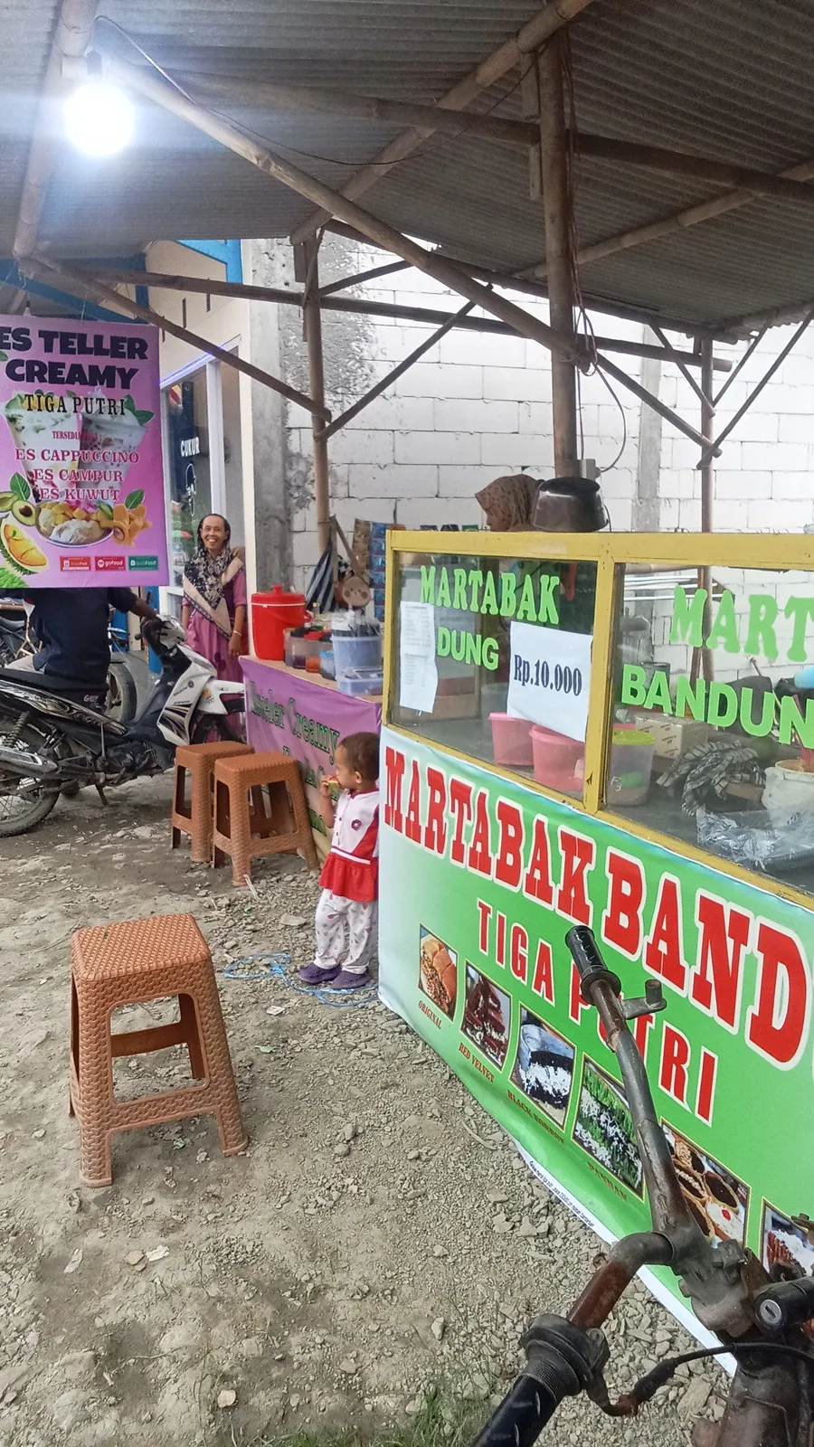 Martabak Bandung Tiga Putri rejasari