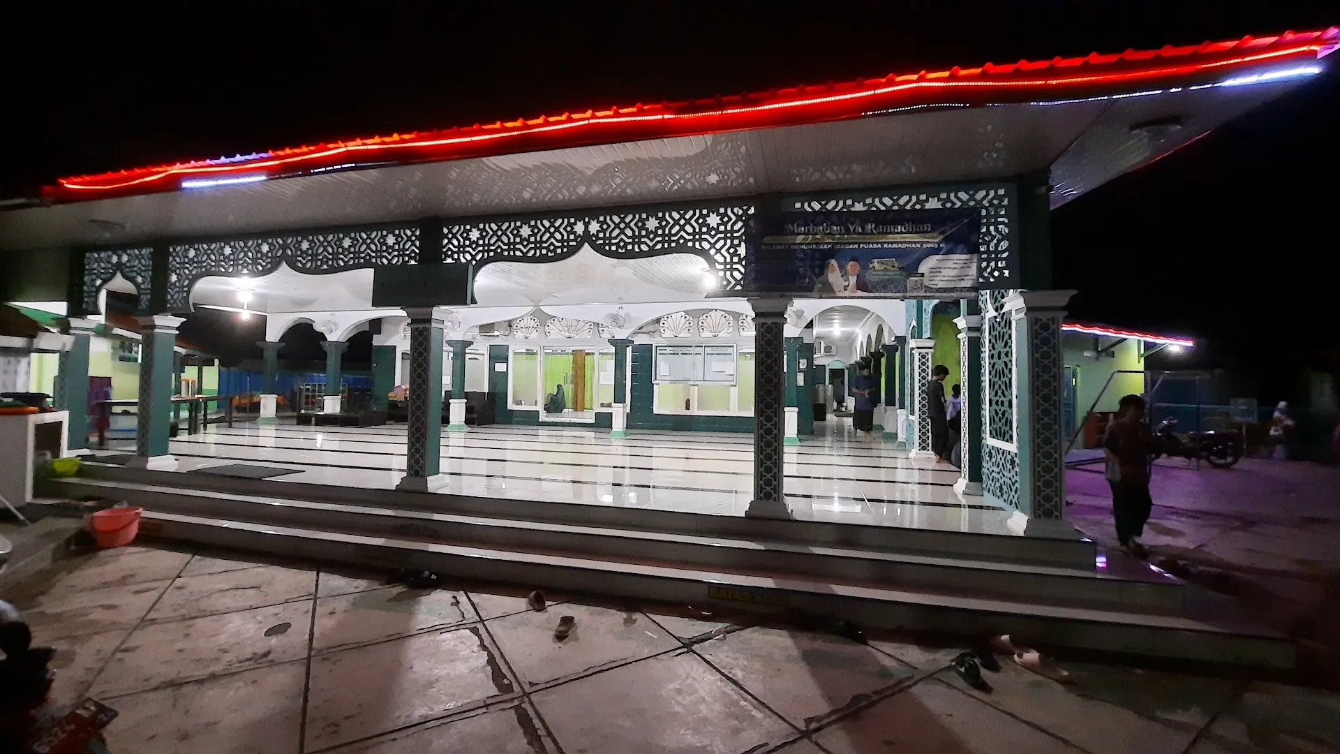 Masjid Al Mujahidin