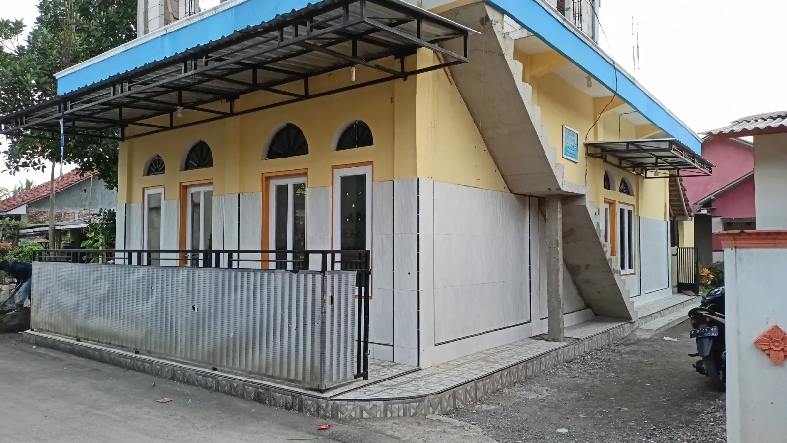 Masjid Al Qomariyah