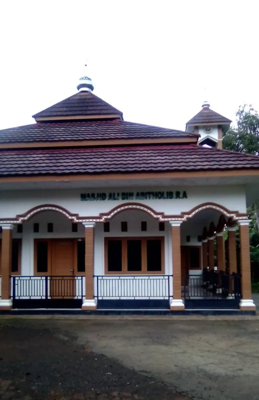 Masjid Ali Bin Abi Tholib Sekambang