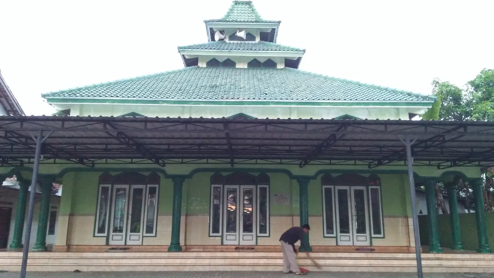 Masjid ANNURROHMAN