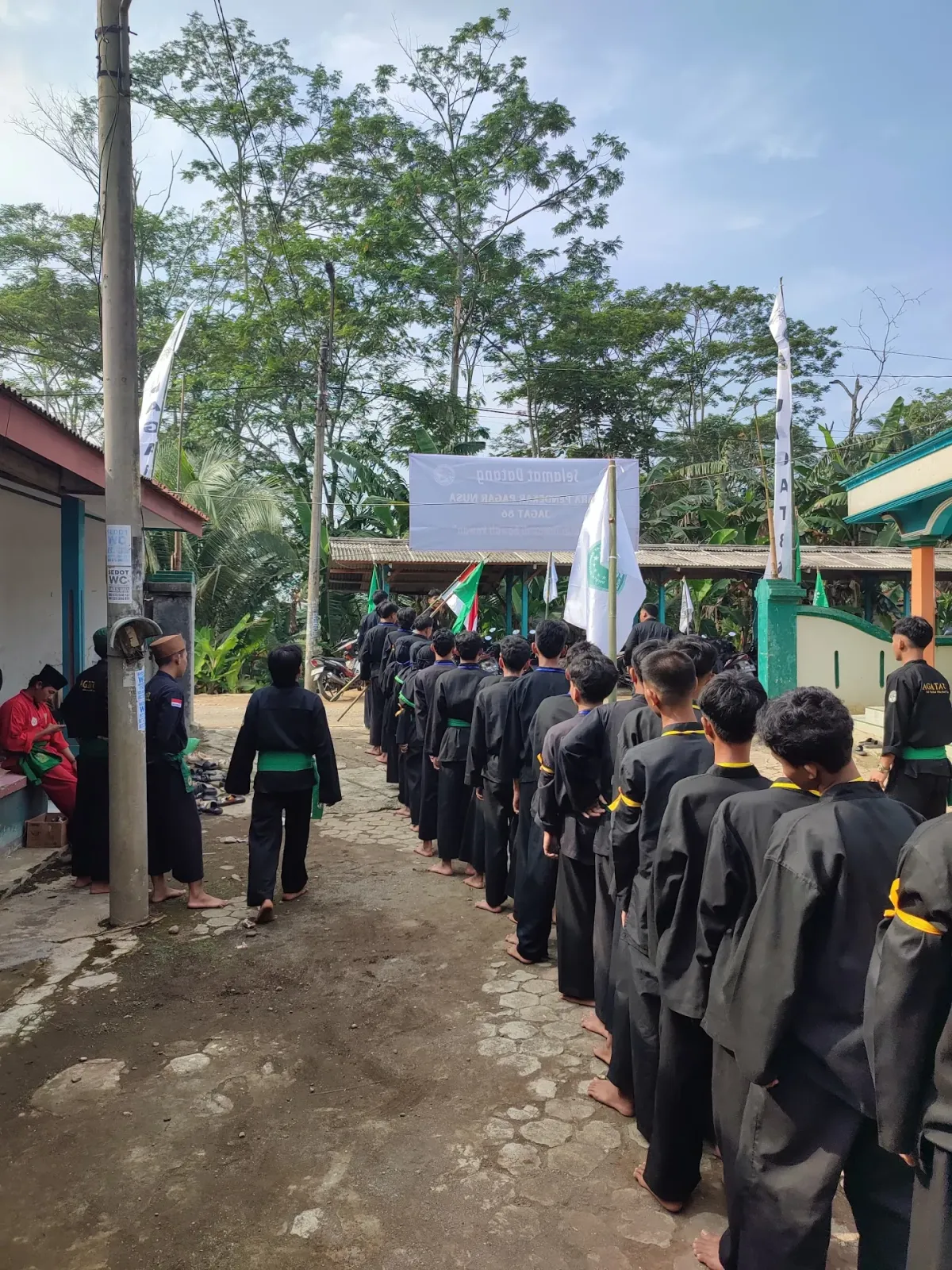 Masjid Baitul Huda Brondong Kalisabuk
