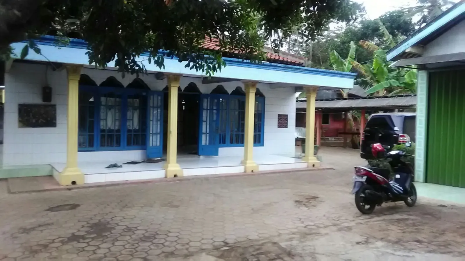 Masjid Baitul Muslimin Binangun