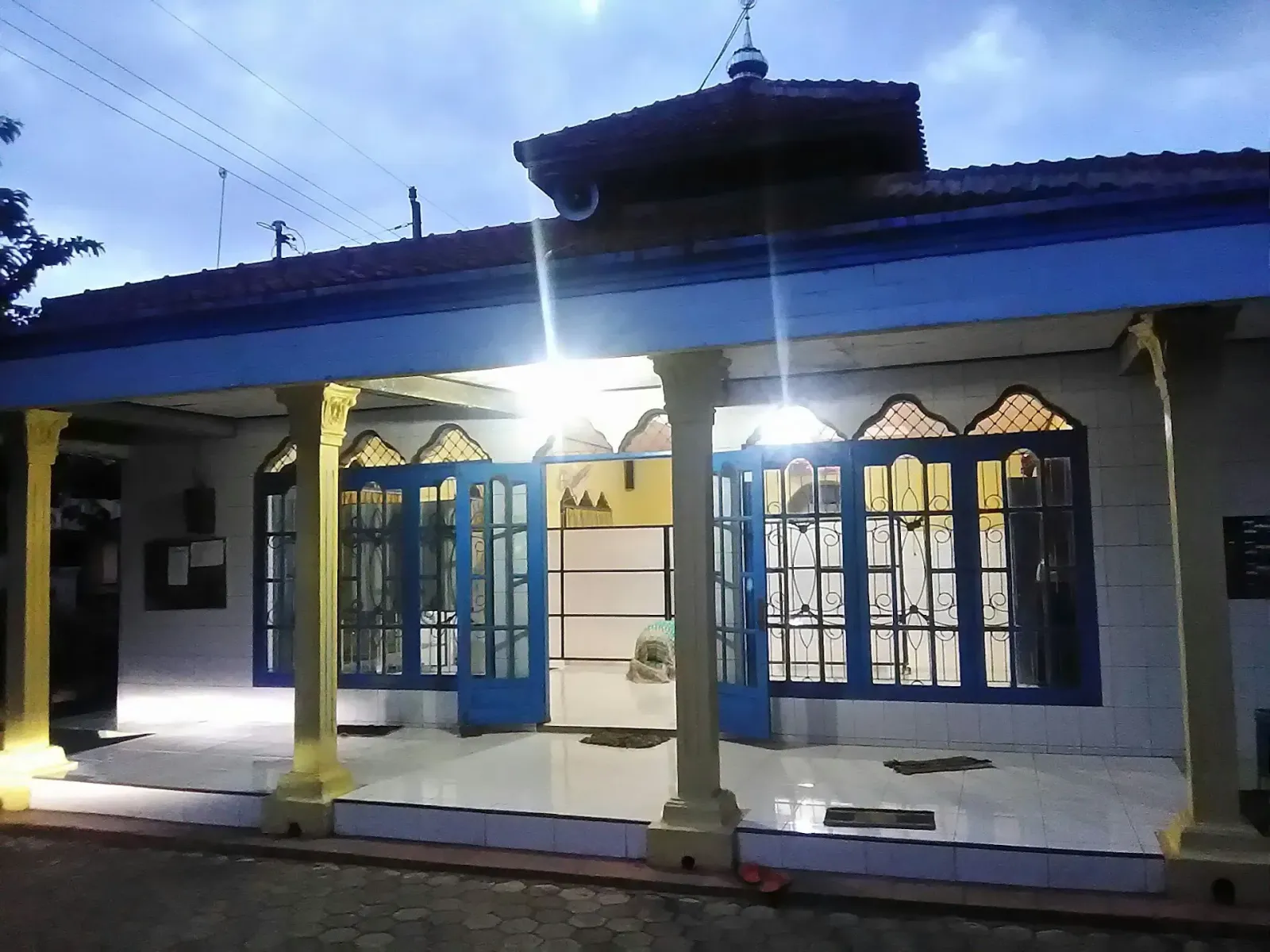 Masjid Baitul Muslimin Binangun