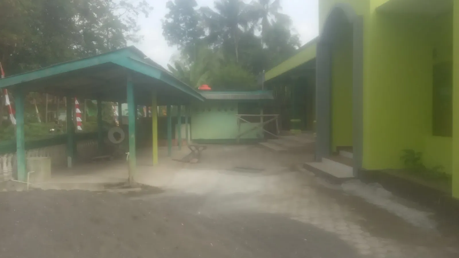 Masjid Baitul Muttaqin Ciklapa