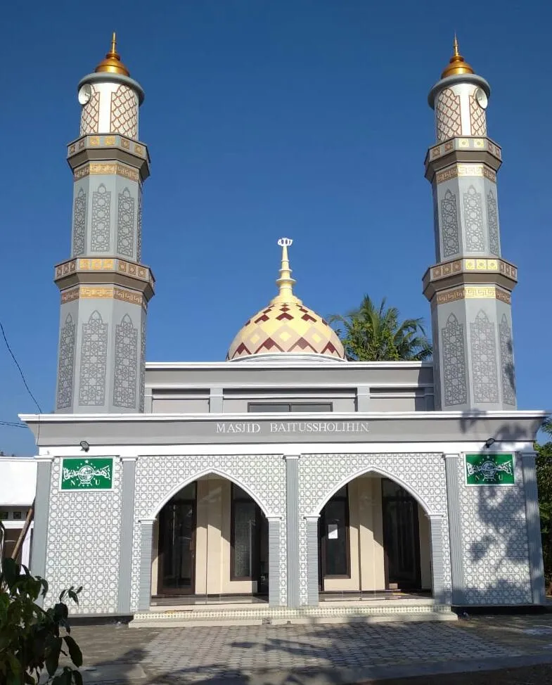 Baitussholihin Mosque