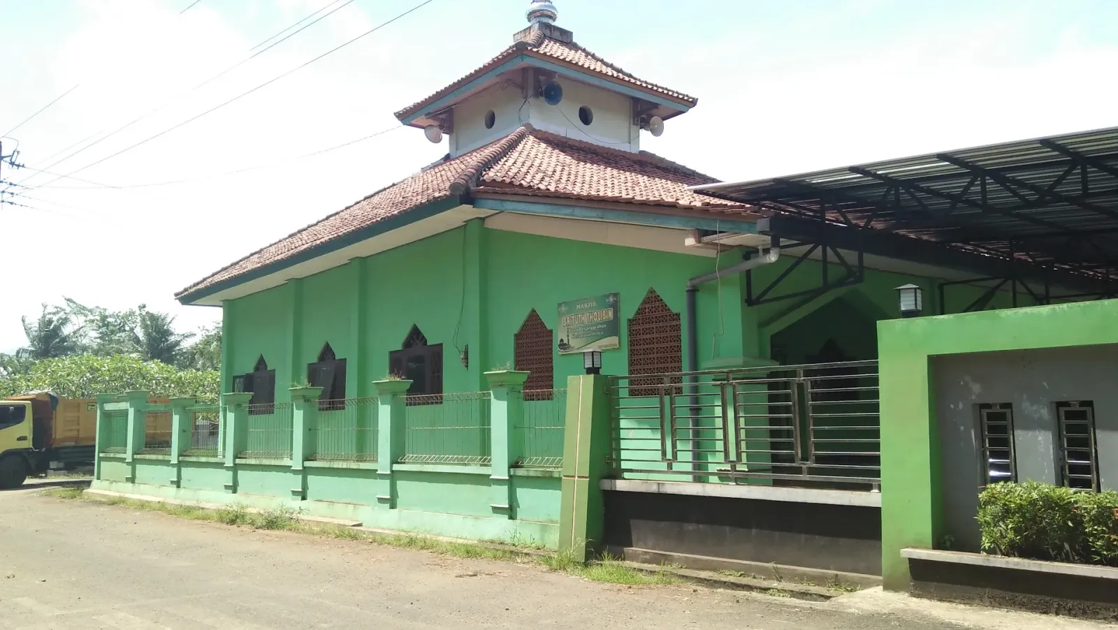 Masjid Baituth Tholibin