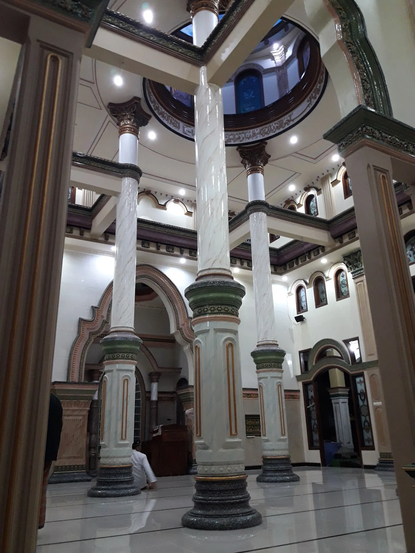Masjid Darul Hikmah Adiraja