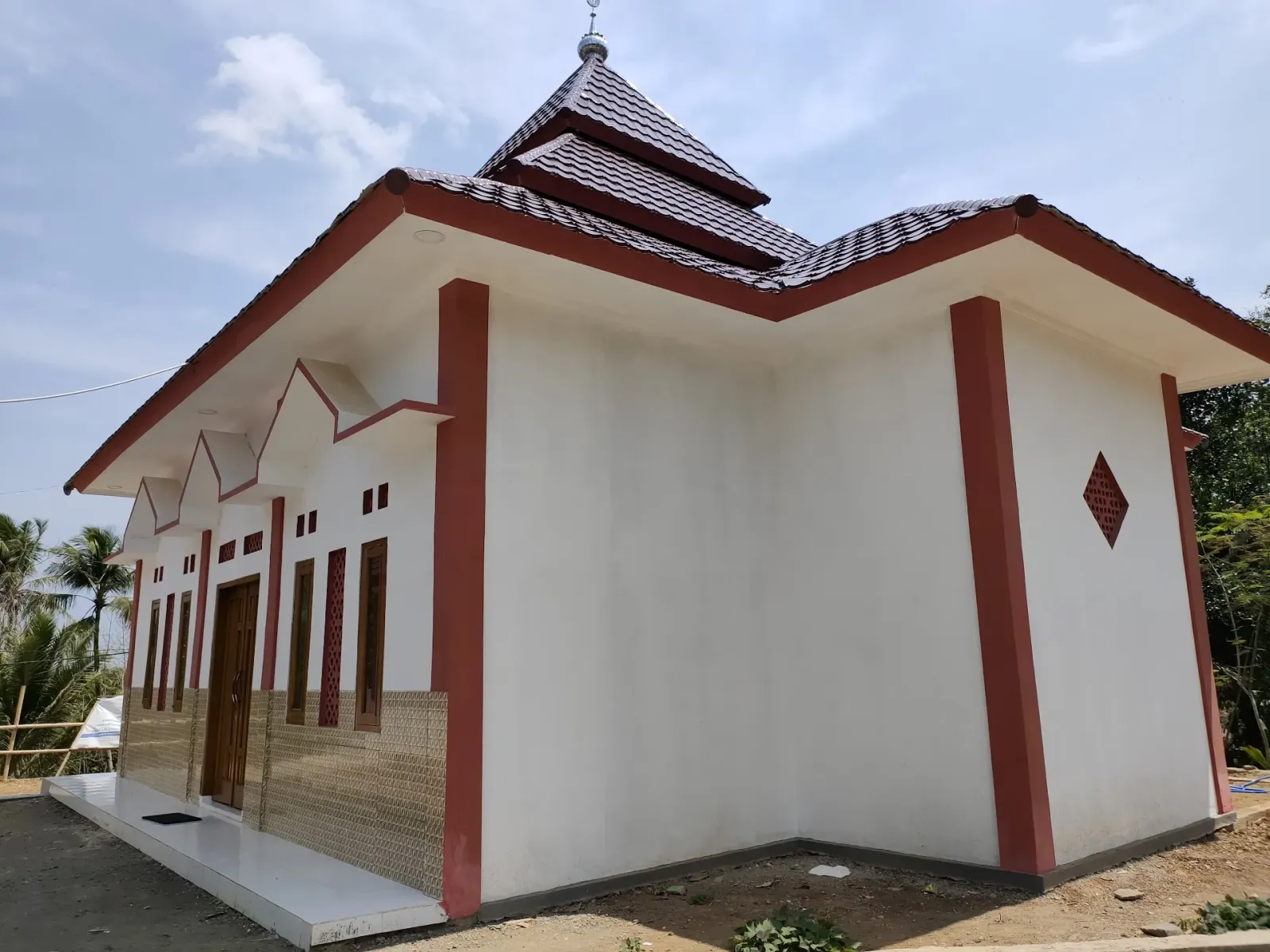 Masjid Faleh bin Issa Al-Abeiri