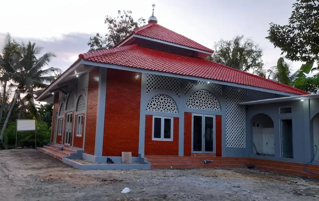 Masjid Jami' Al-'Adil Ayamalas Kroya