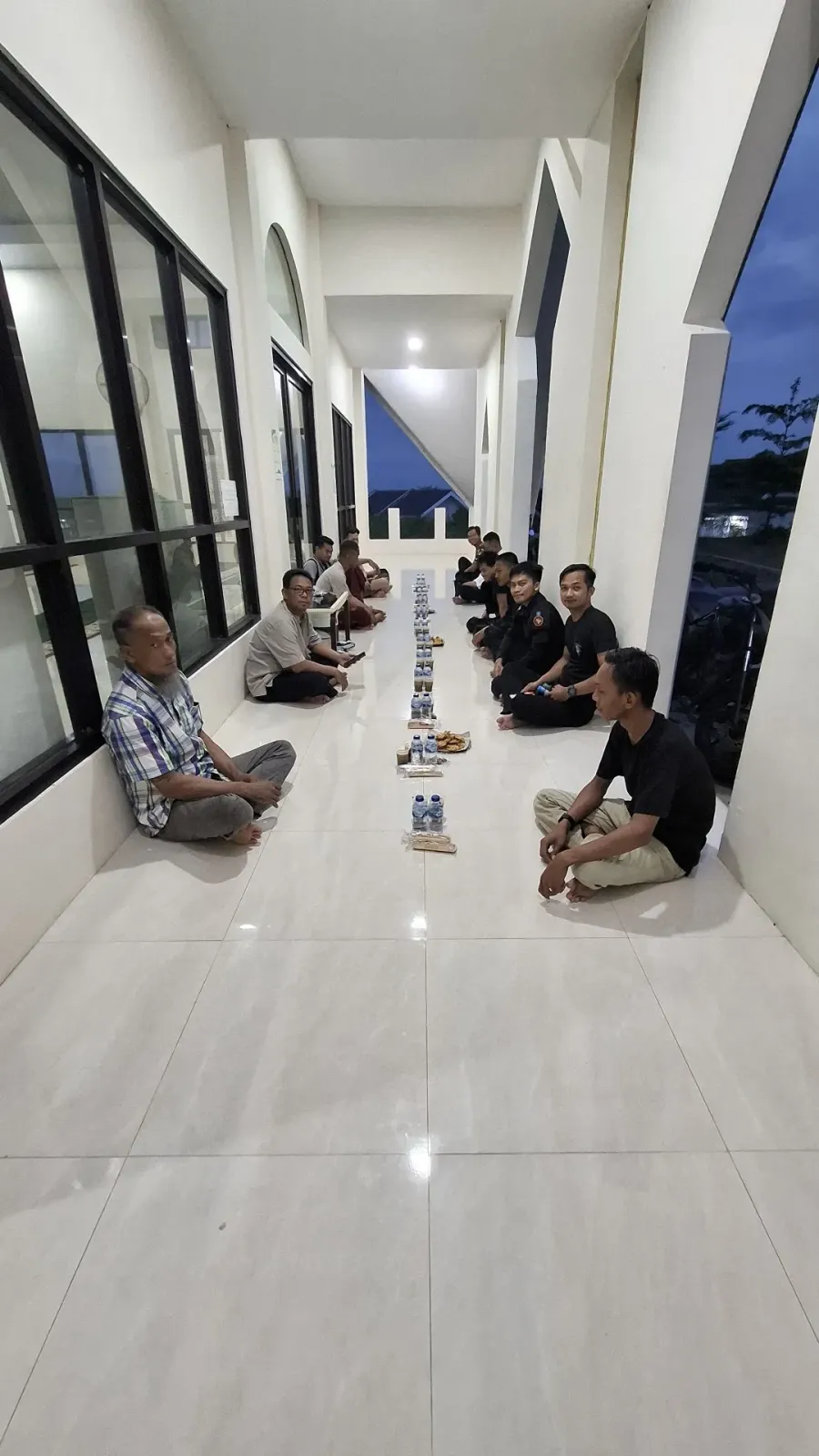 Masjid Miftahul Khair Nusakambangan