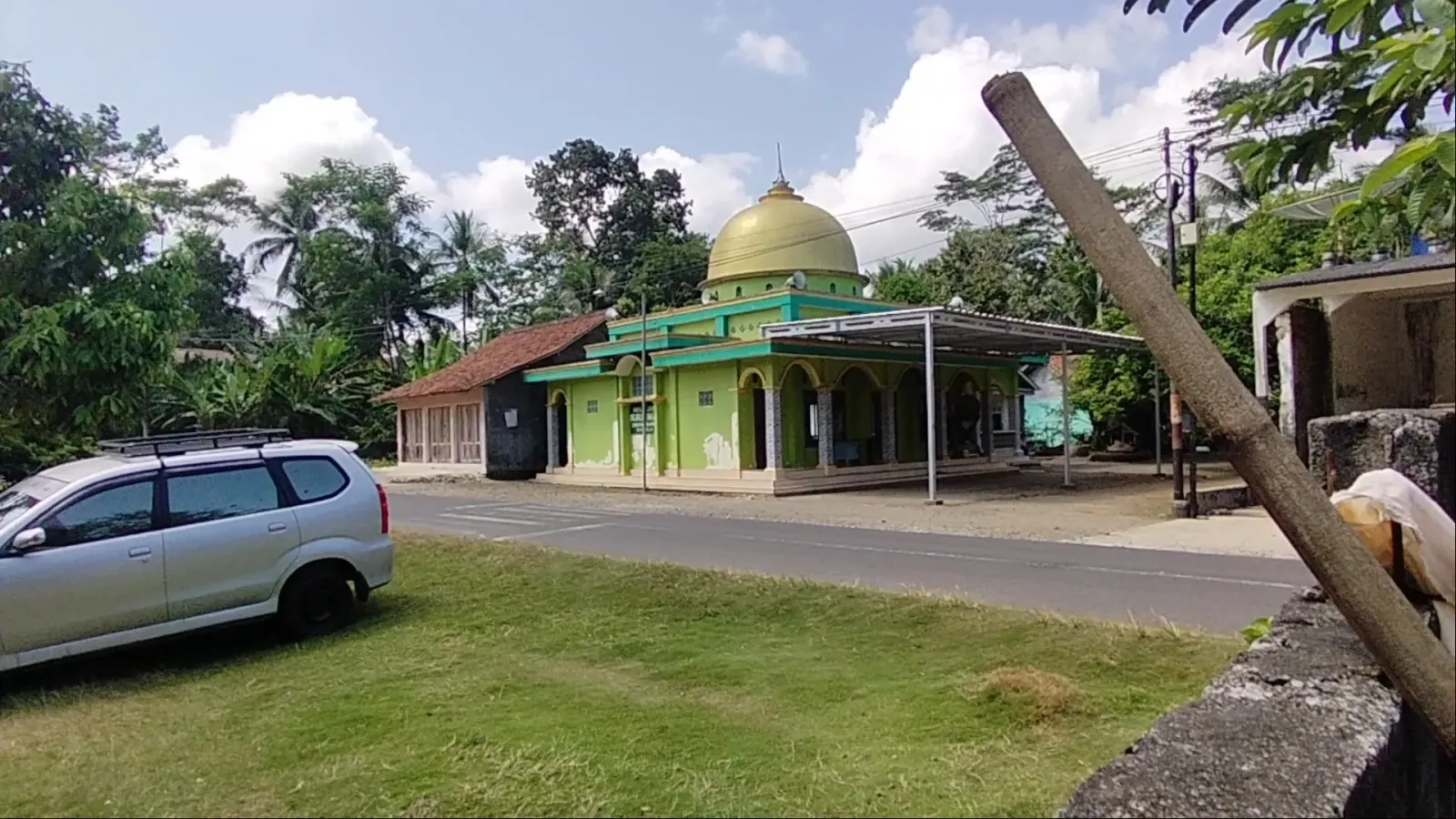 Masjid Nurul Iman Sindangmangu Bagolo