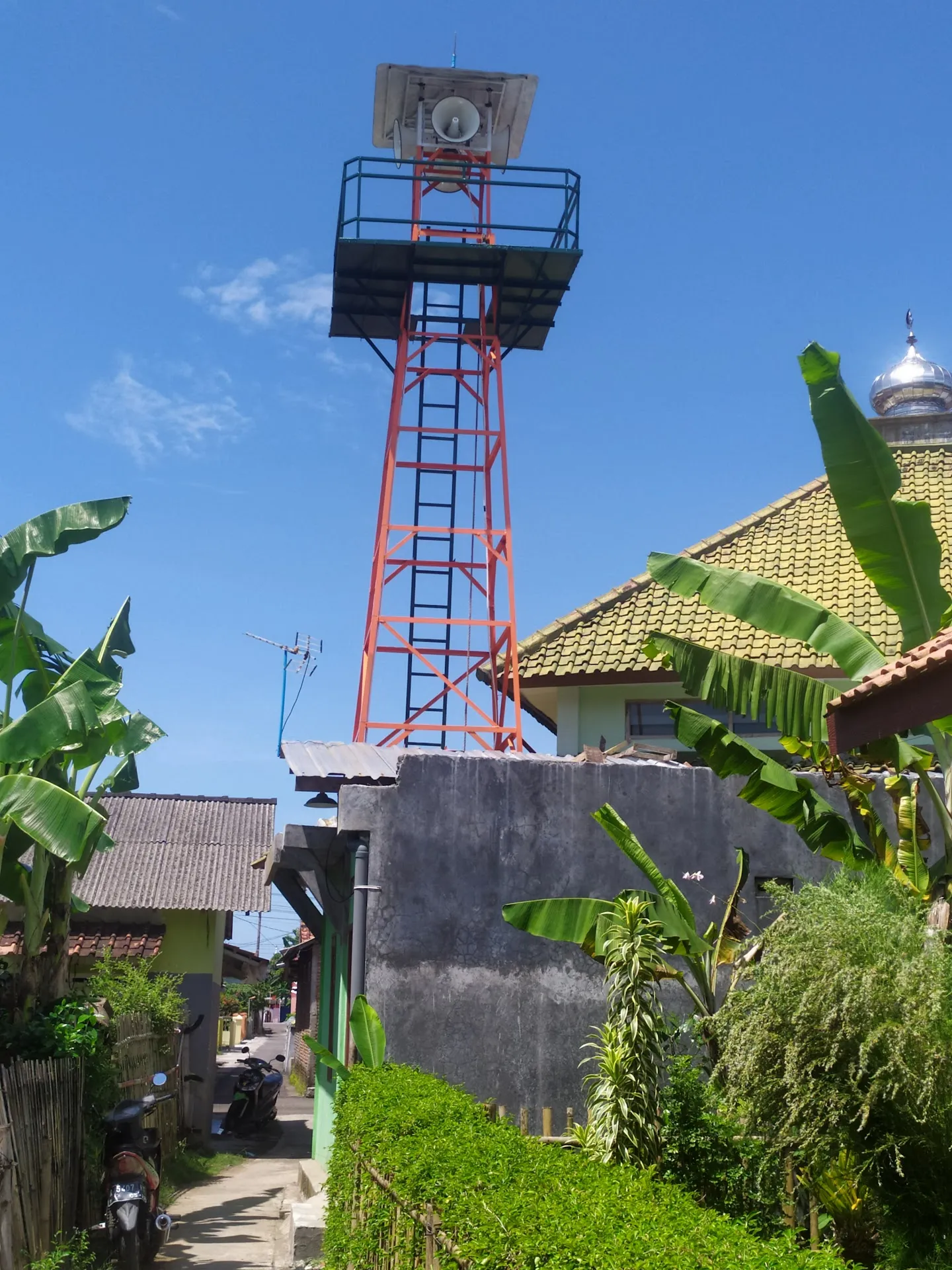 Masjid Nurul Ukhuwah IKADI Donan