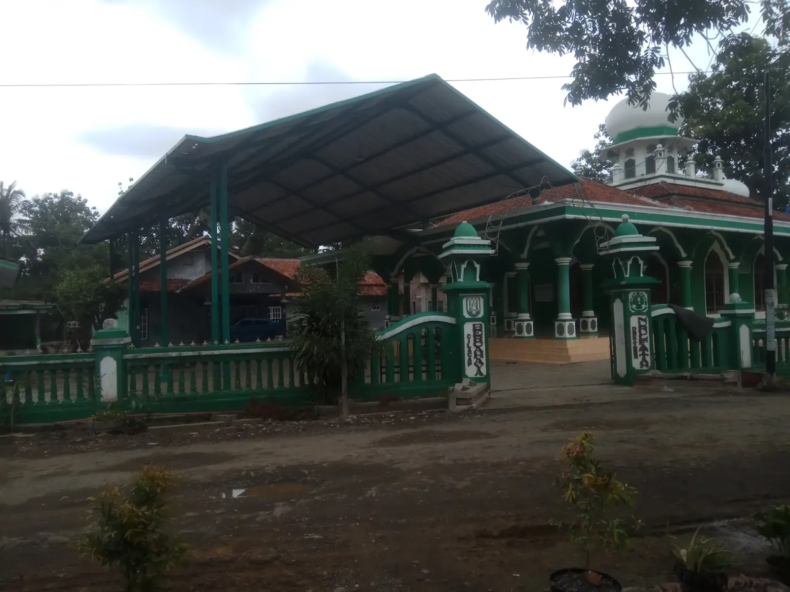 MASJID & PONDOK PESANTREN NURUL FATTAH
