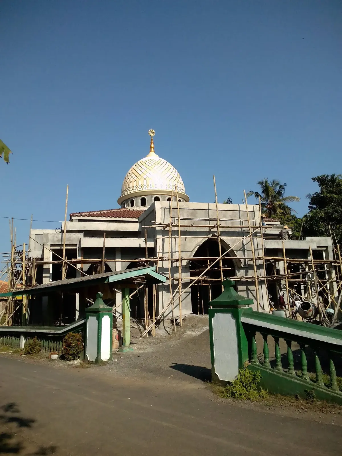 MASJID RODHATUL HIDAYAH