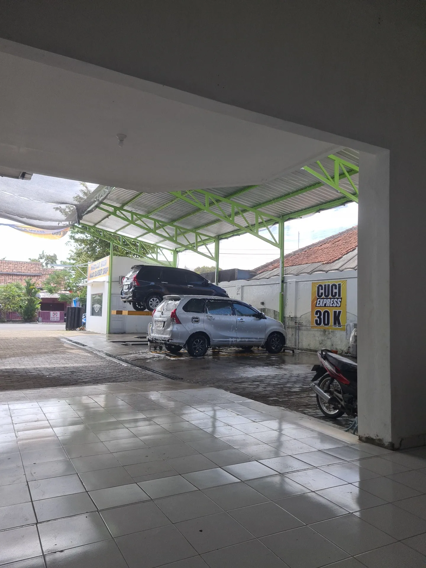 MAXX CAR WASH