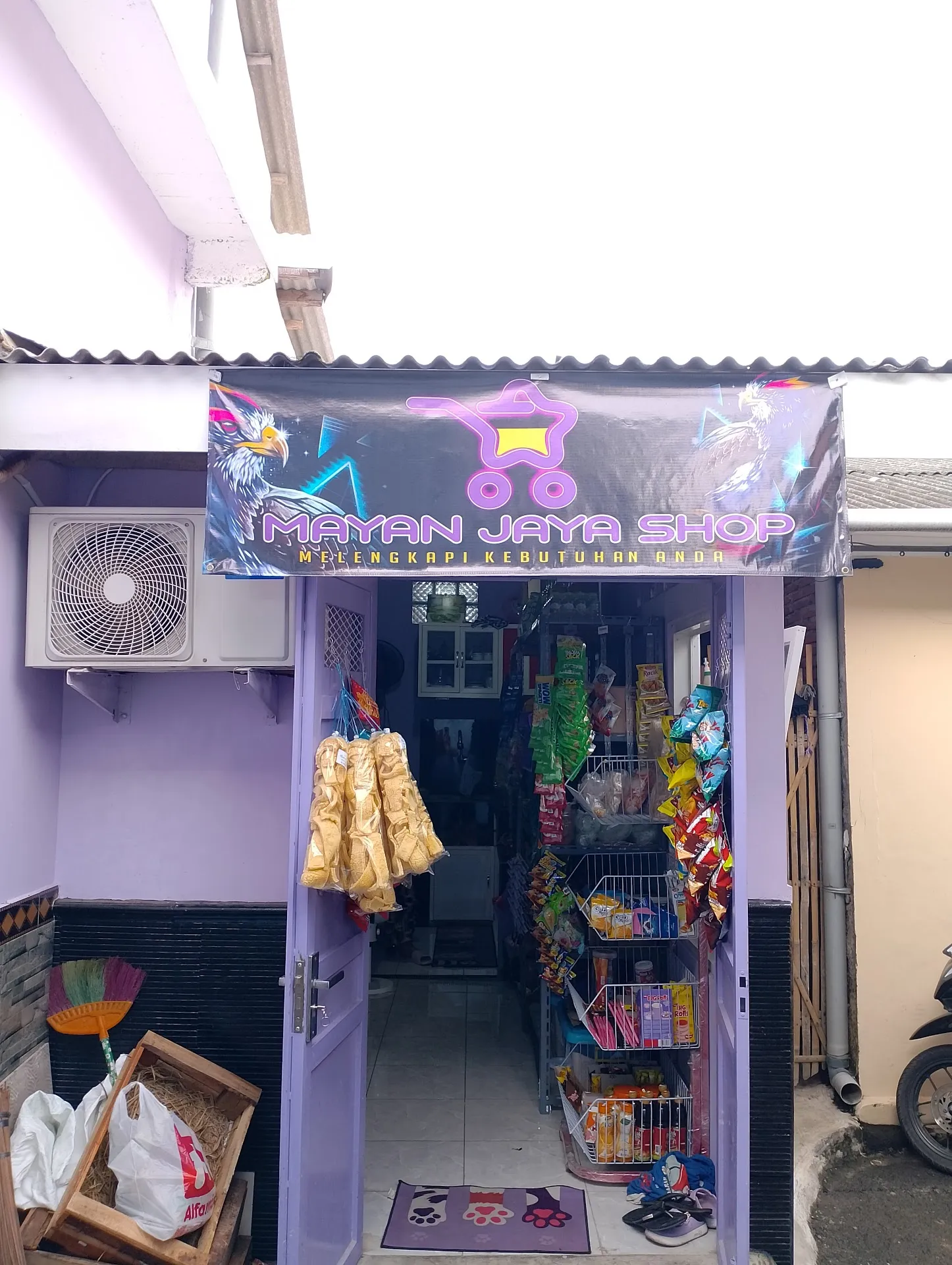 Mayan Jaya Shop