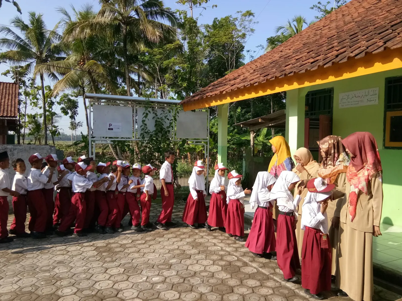 MI Darussalam Kalijeruk Kawunganten Cilacap