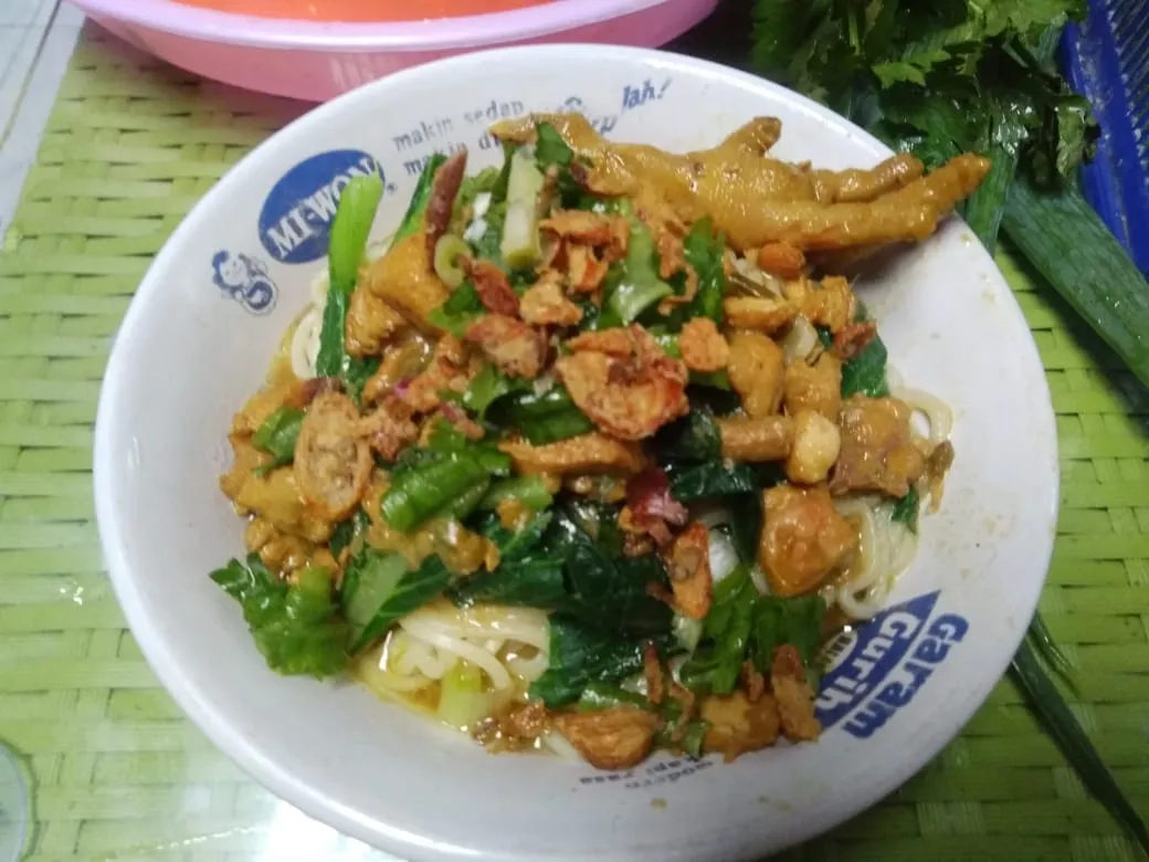 Mie Ayam 2000 Warung Inez