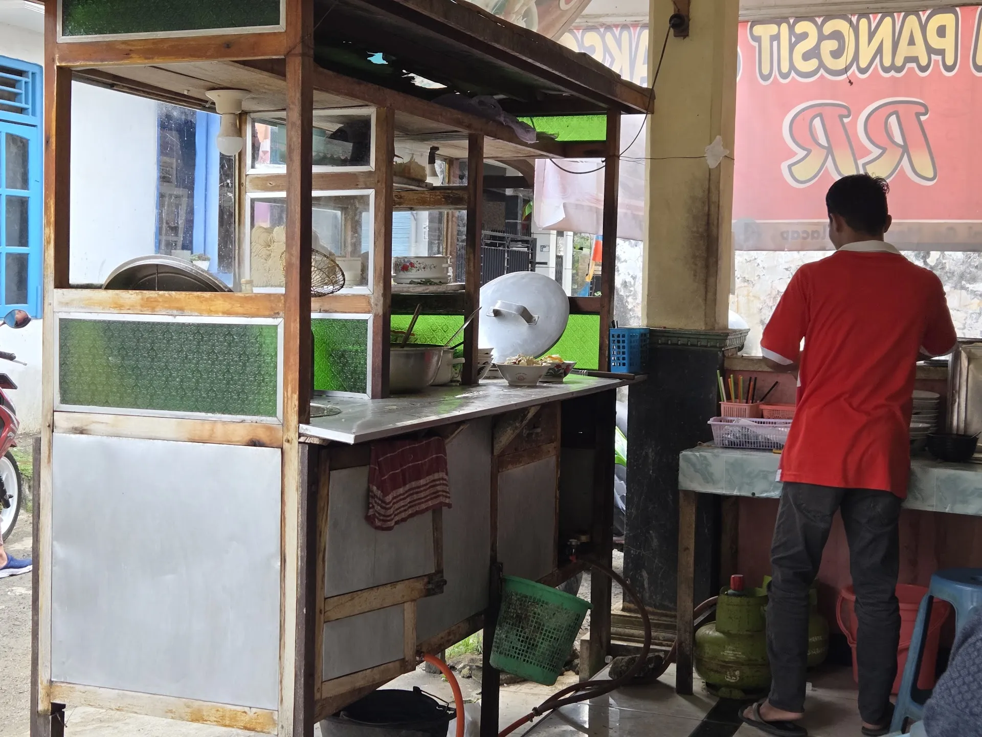 Mie Ayam & Bakso RR