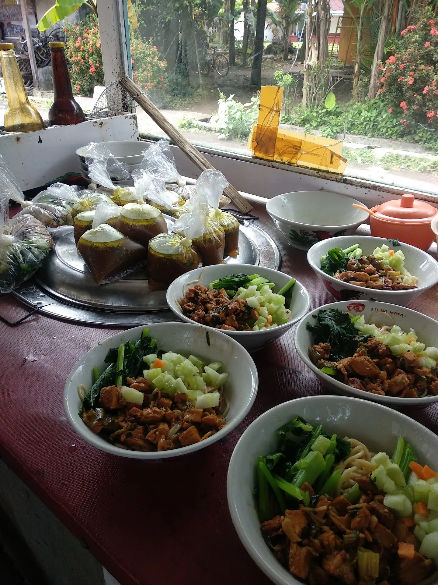 Mie ayam BU NUR