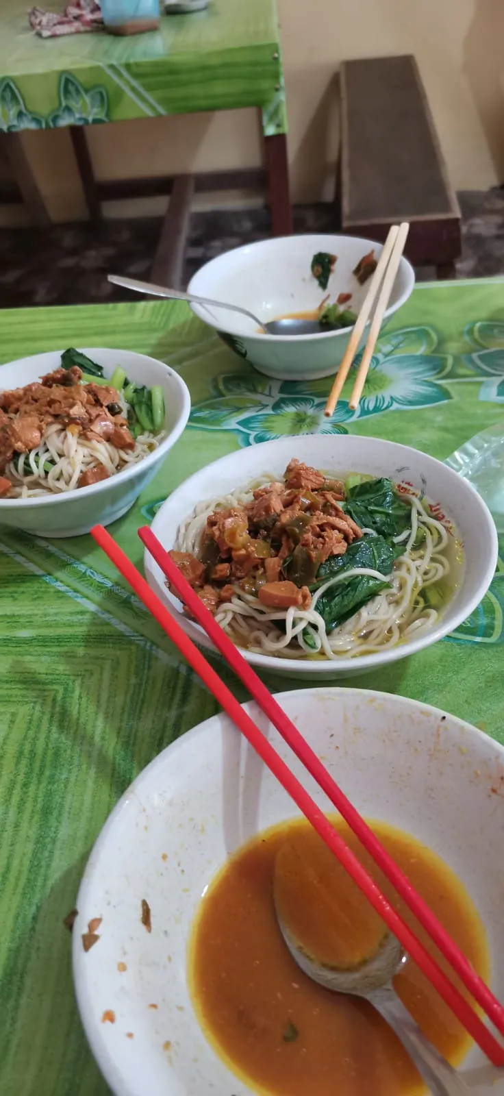 Mie Ayam Dan Bakso Moro Seneng