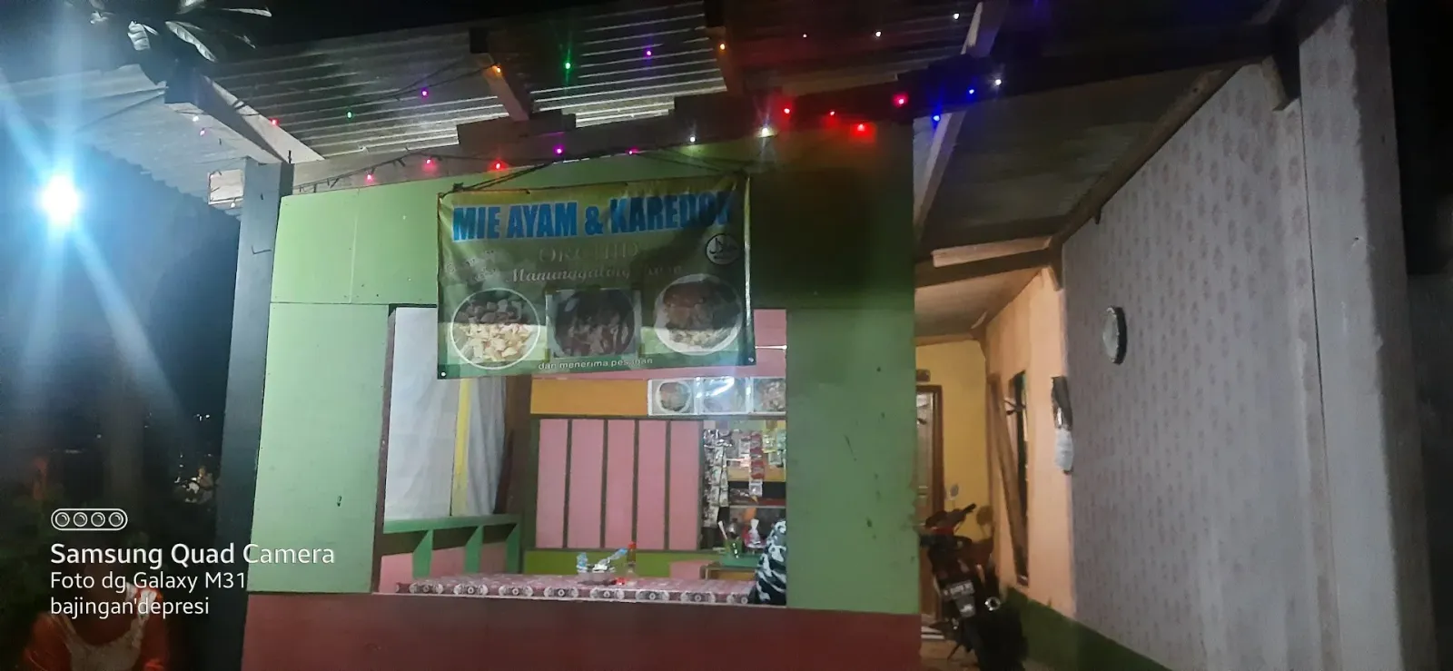 Mie ayam karedok ORCHID