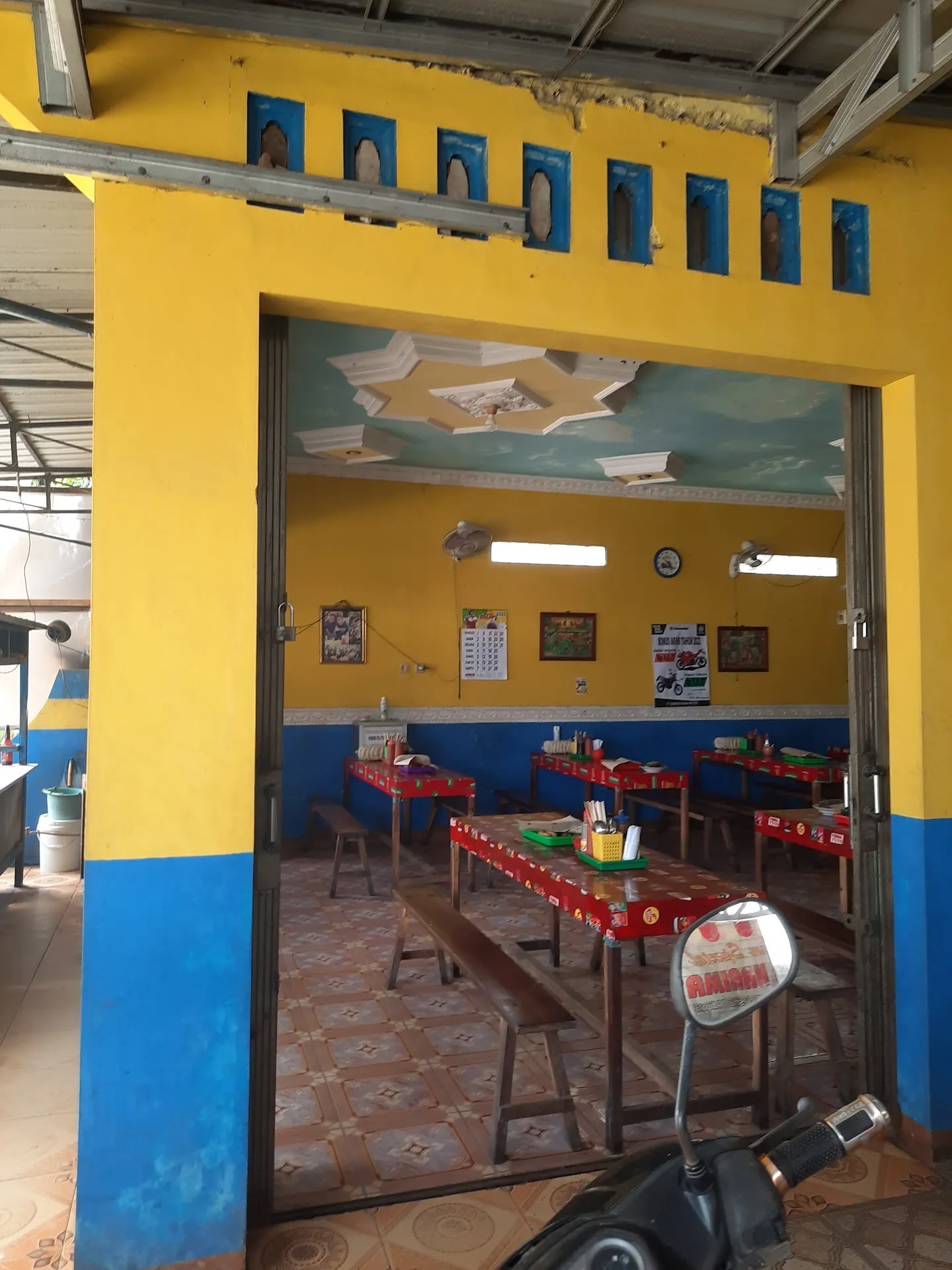 Mie Ayam Sabar Narima Adipala