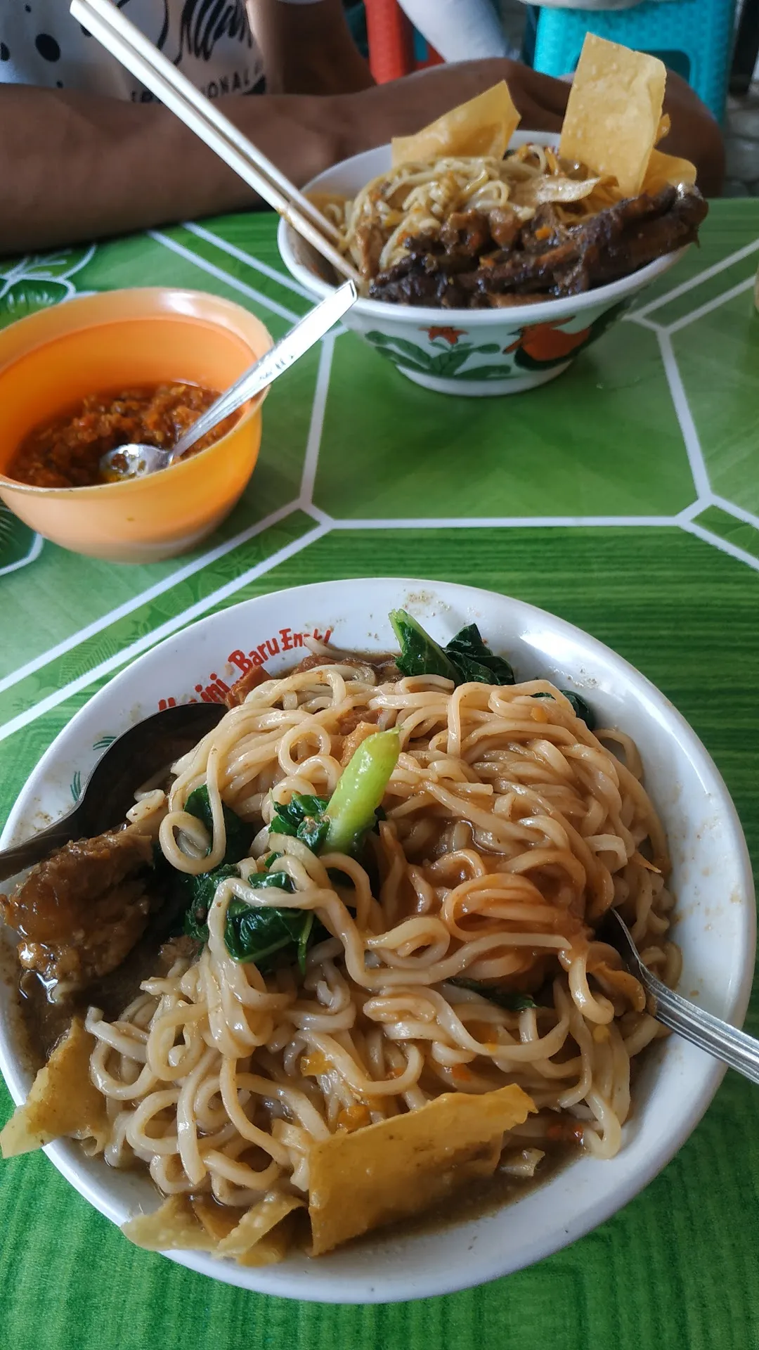 MIE AYAM TUNGGAL RAOS, lebeng