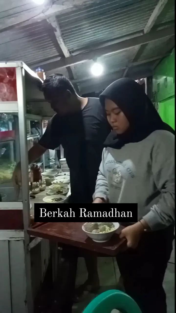 Mie Bakso Oo Tea