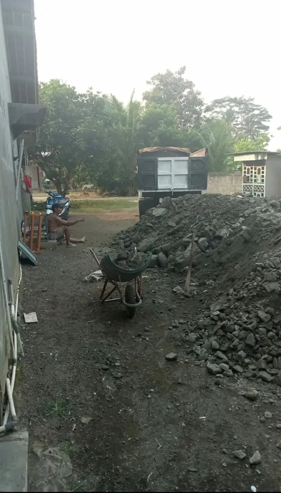 Mitra Jaya Grub ( jual matrial pasir, batu bata, batu bela dll )