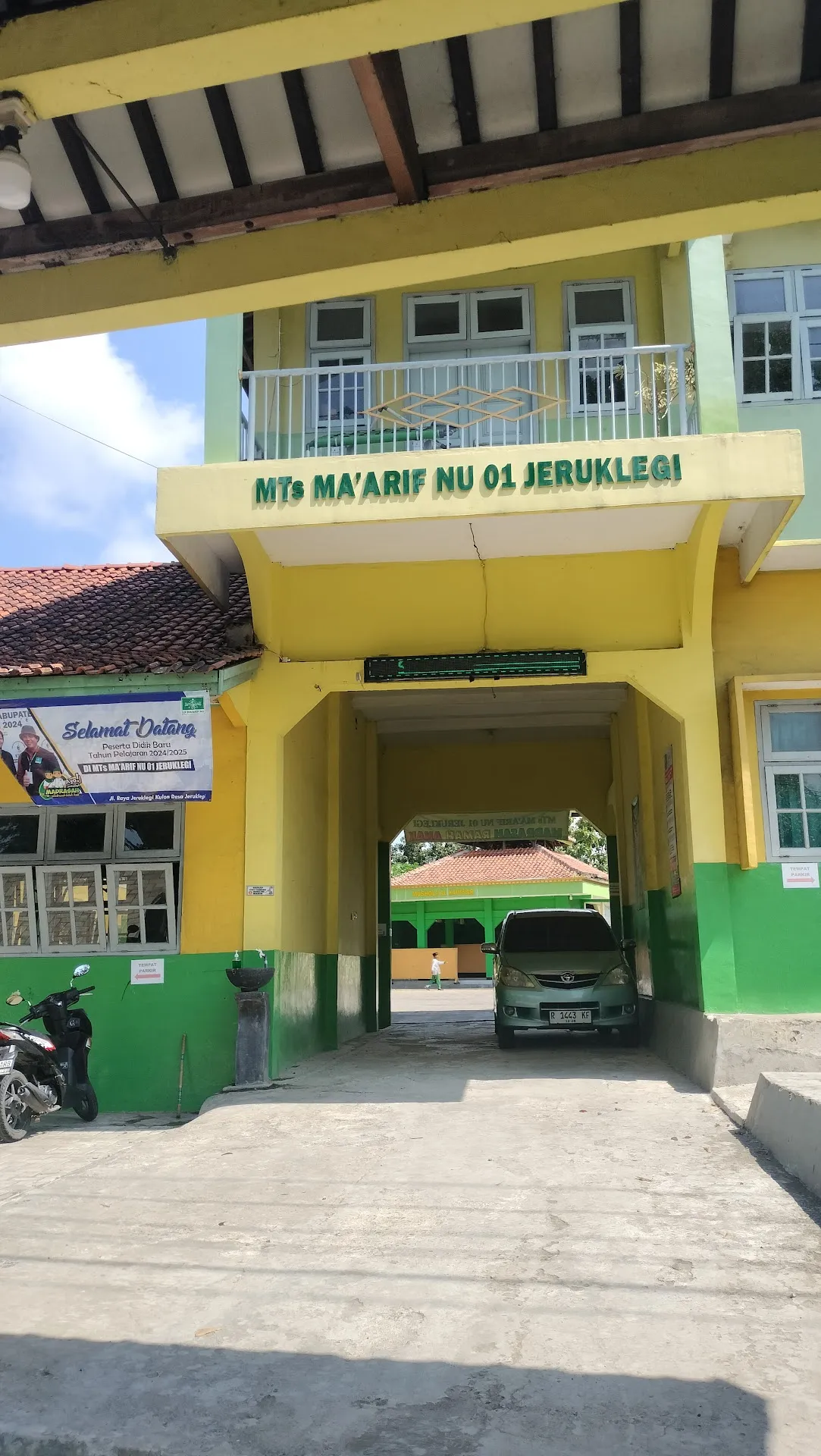 MTs Ma'arif NU 01 Jeruklegi