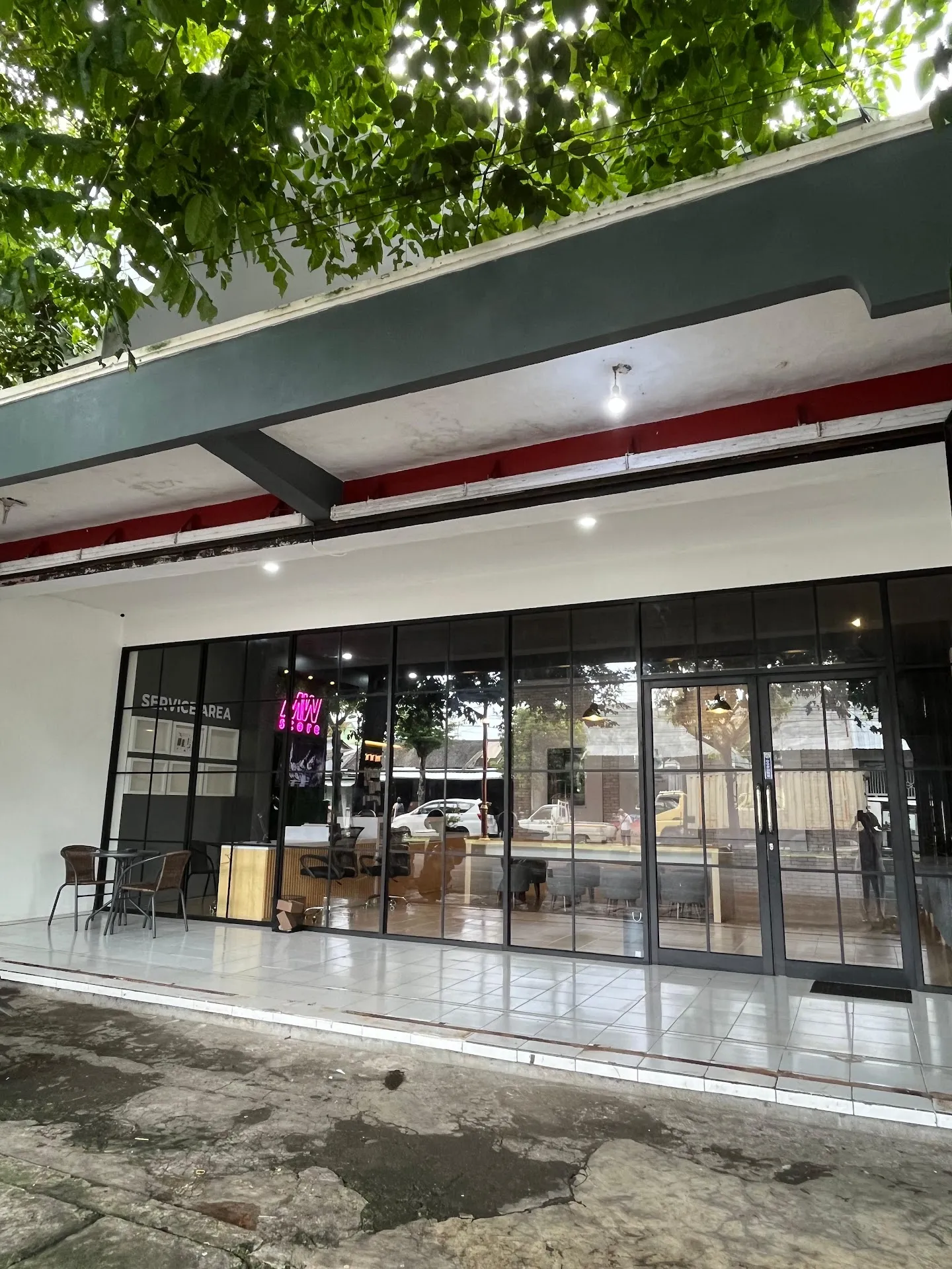 MW Group Store