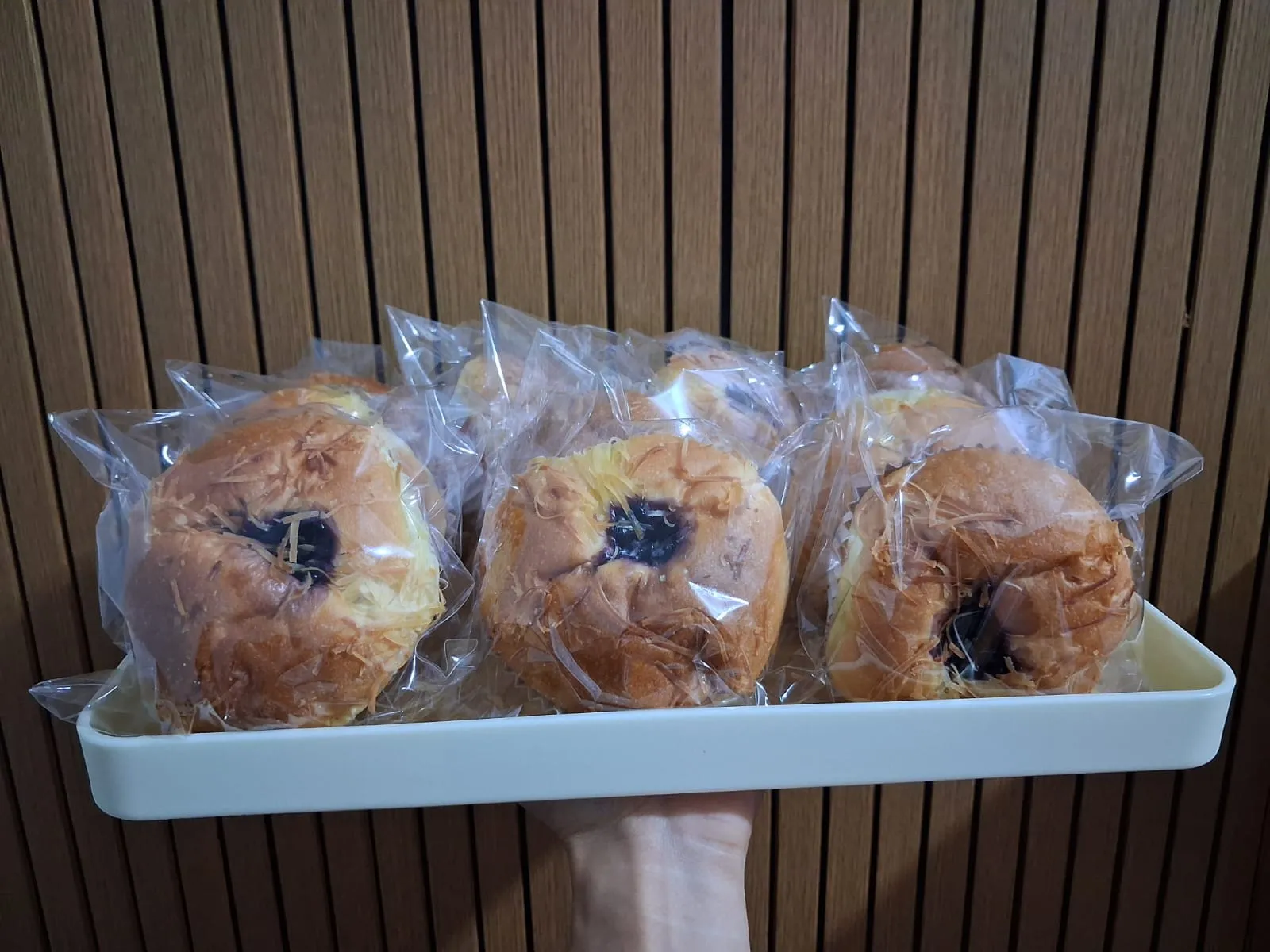 NADES'S CAKE AND BAKERY