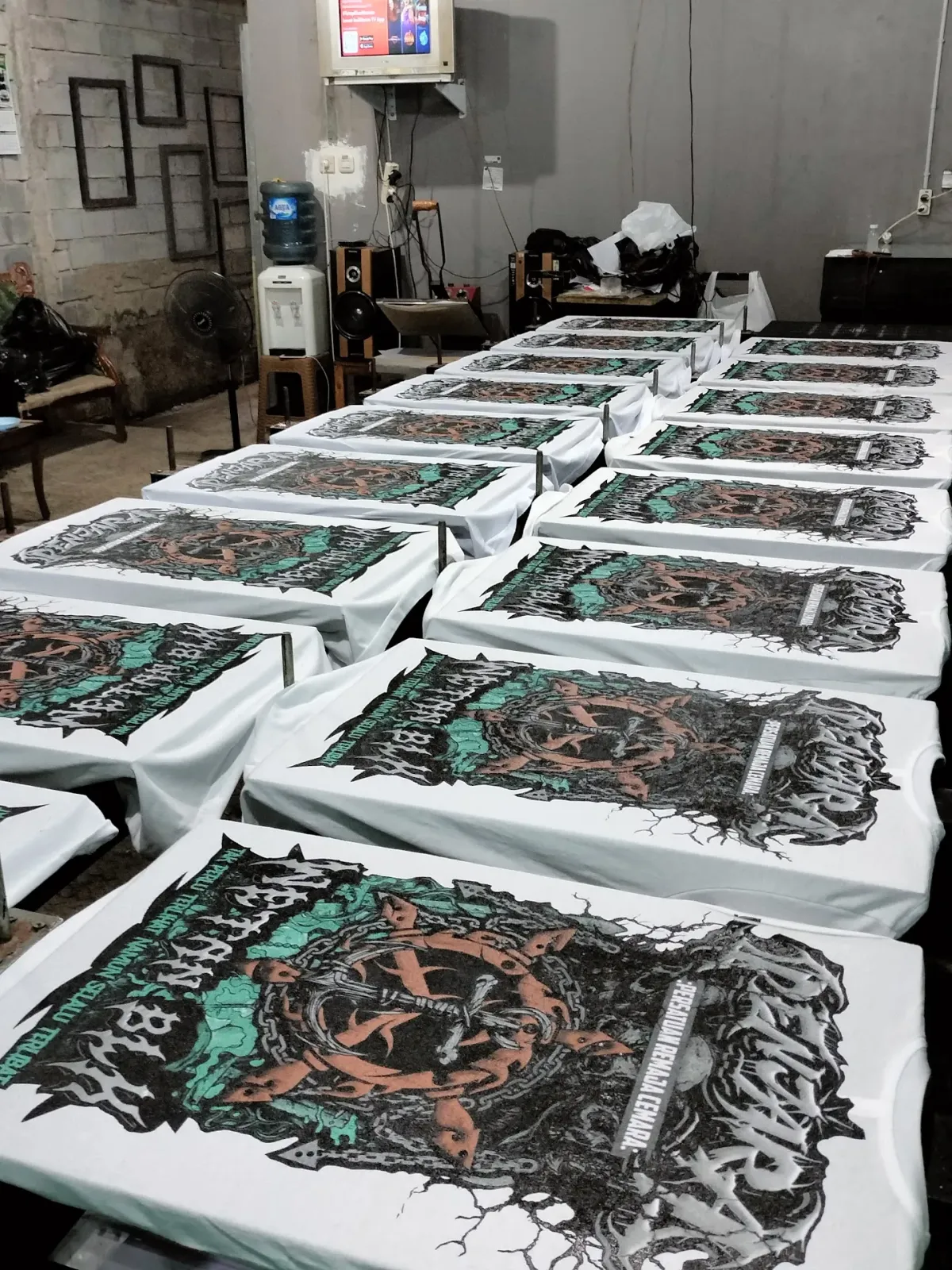 Naelluz cloth ( sablon dan konveksi cilacap )
