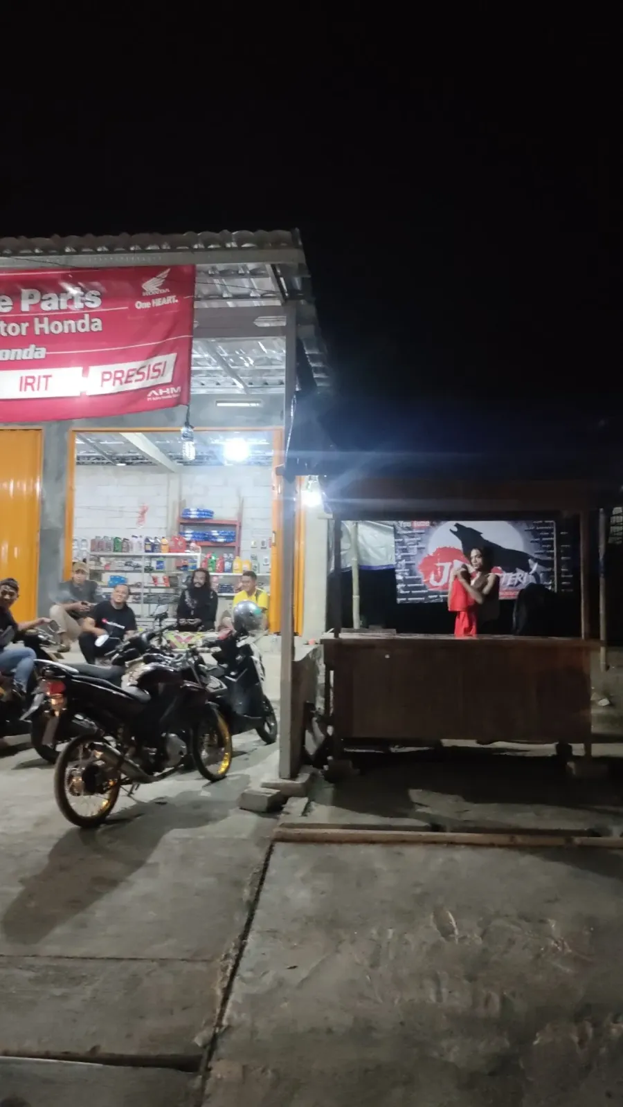 Najwa Snow Wash (Cuci Mobil dan Motor)