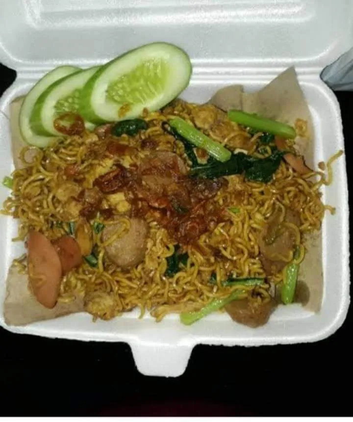 Nasi Goreng Mamake