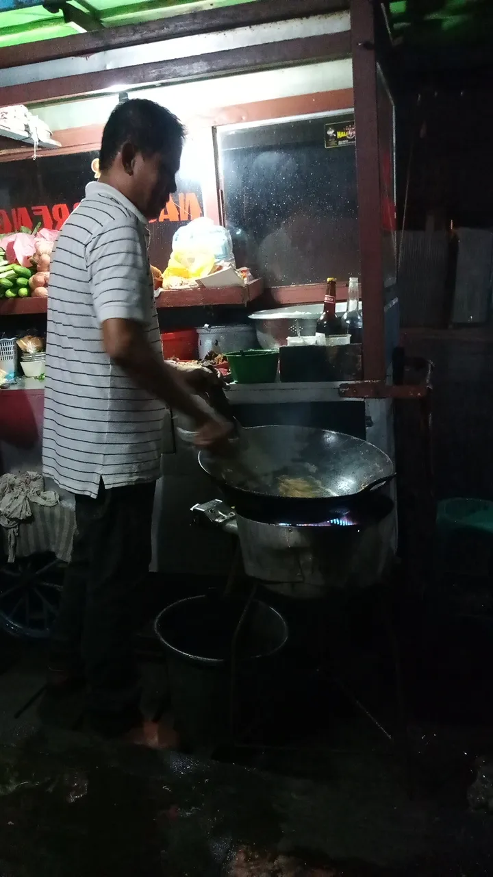 Nasi Goreng Pete Pak Teguh