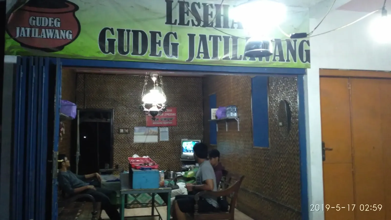 Nasi Gudeg Sabar Menanti (Pak Hari) since 1990