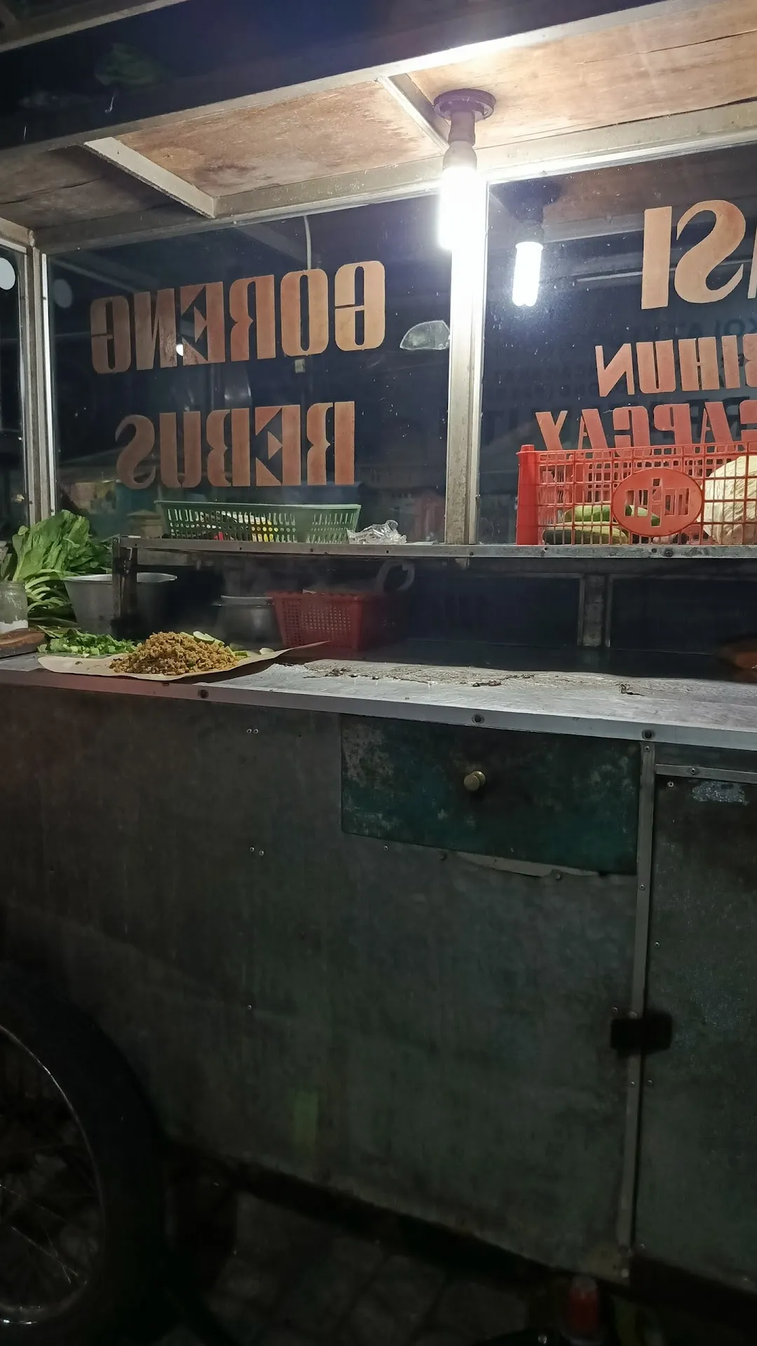 Nasi/Mie goreng enak samping javaclassico