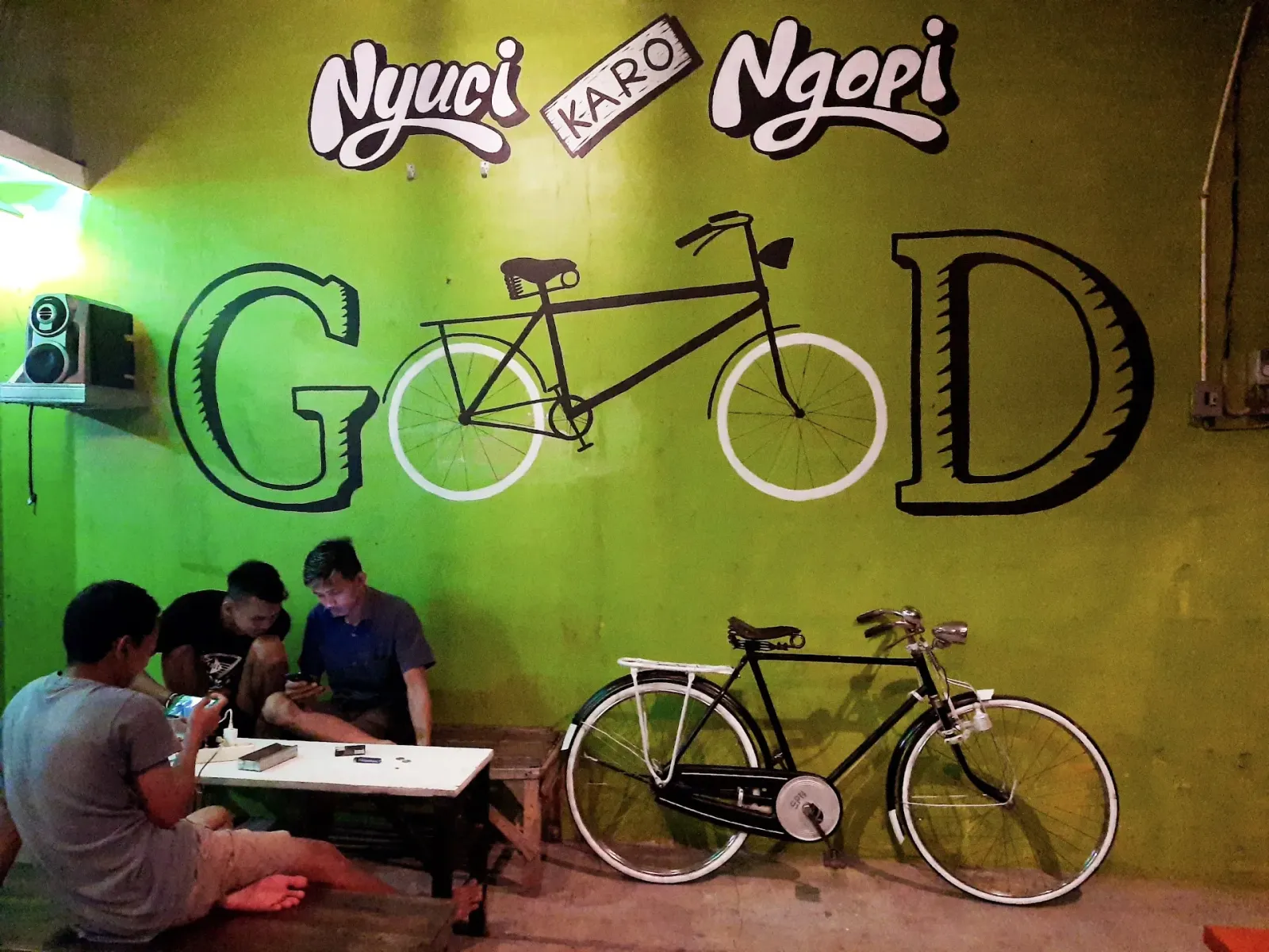 NEW III STEAM & CAFE