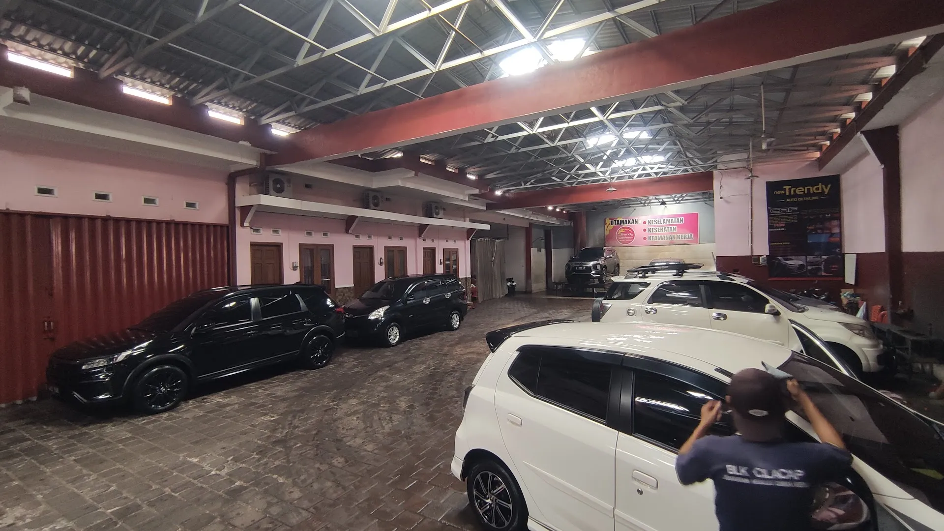 New Trendy Car Wash