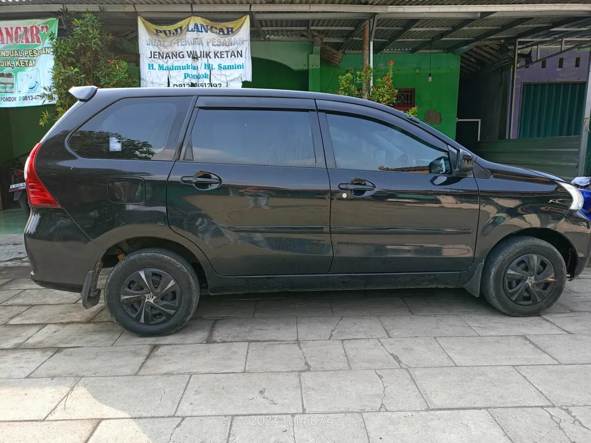 Niki Arrasy Rent Car